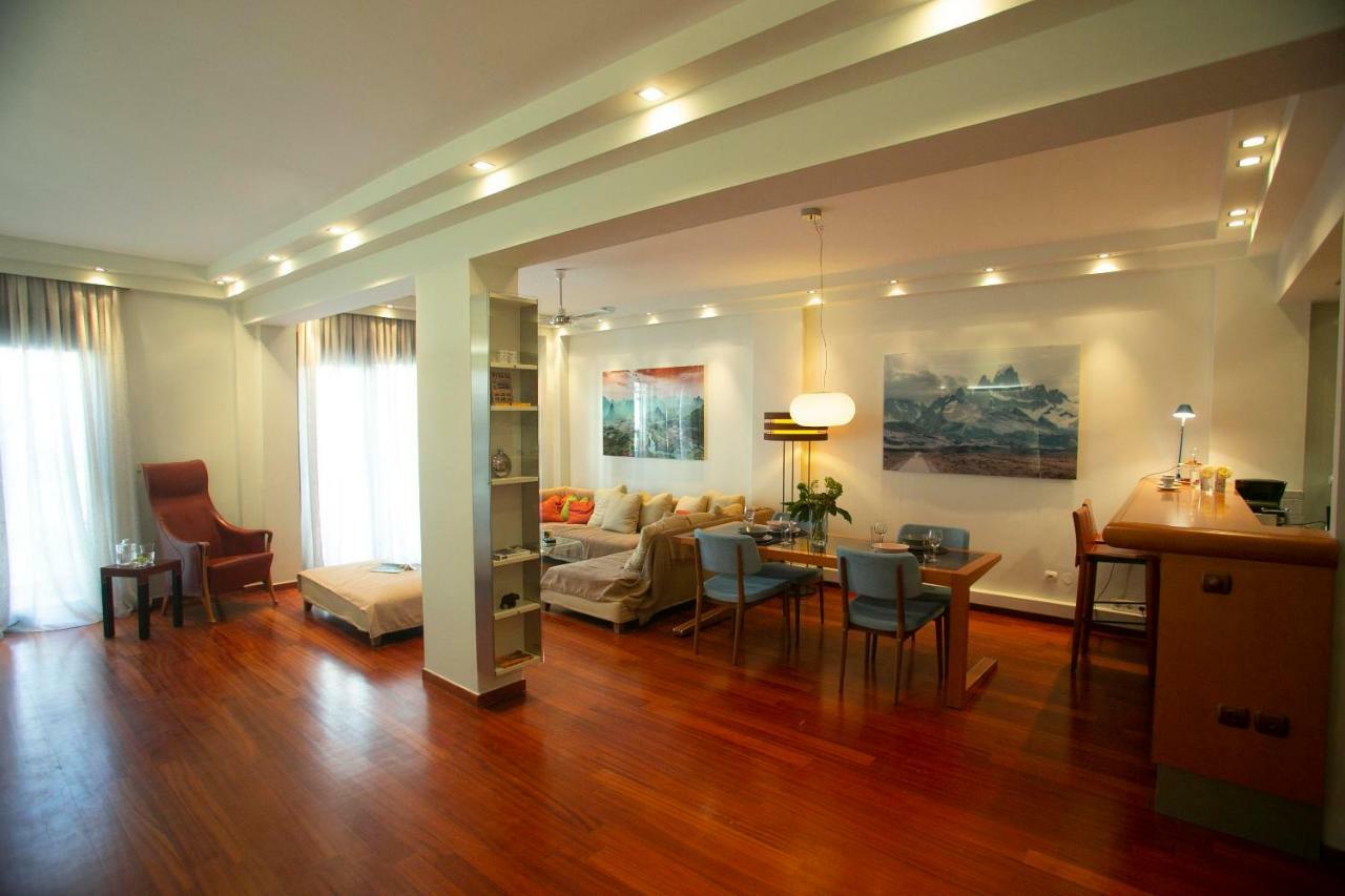 The Lux Gorgeous Apartment سالونيك المظهر الخارجي الصورة